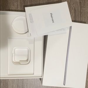 Empty Apple iPad Mini box